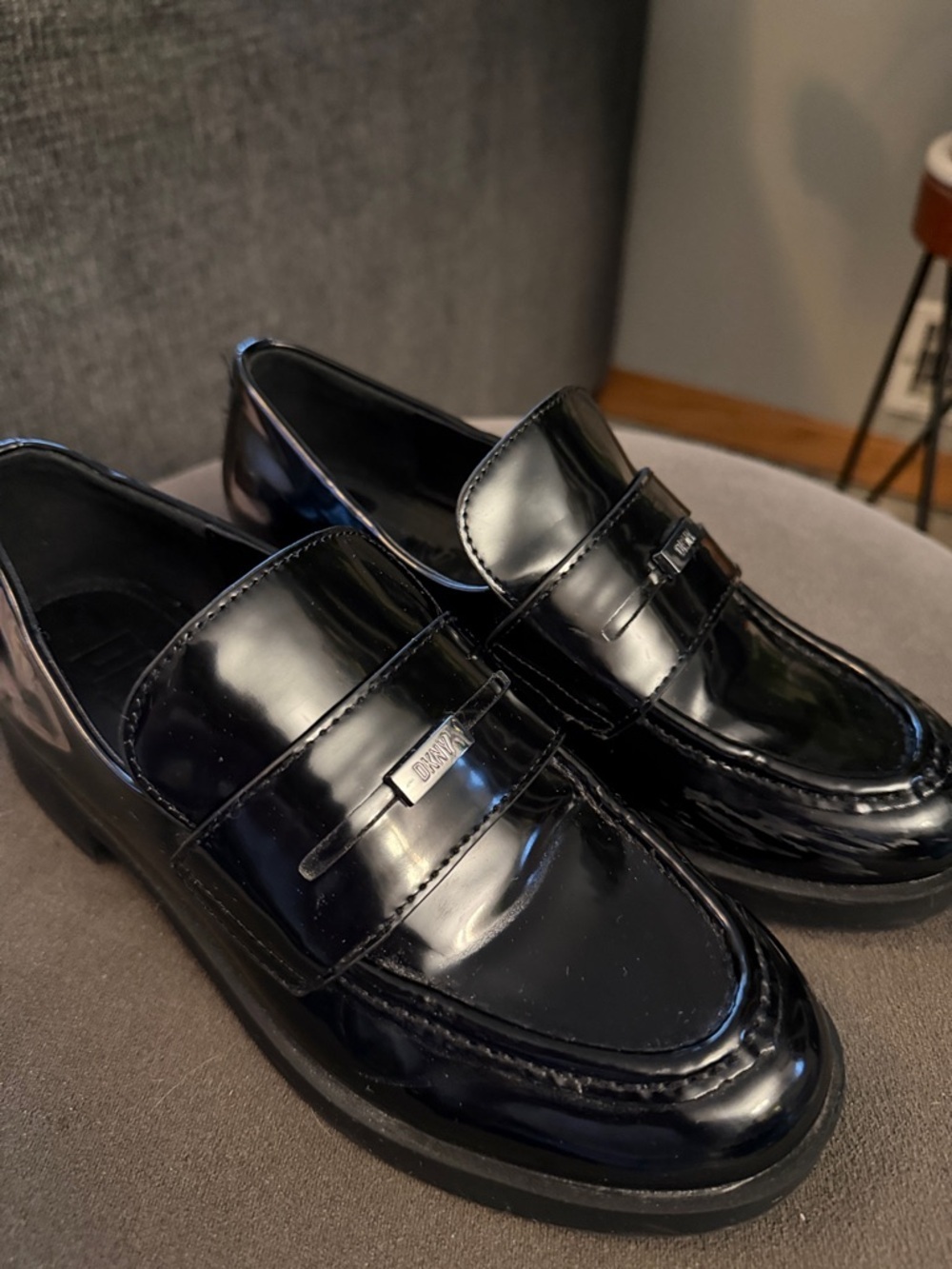 DKNY Ivette Black Patent Leather Womens 7.5 Loafers